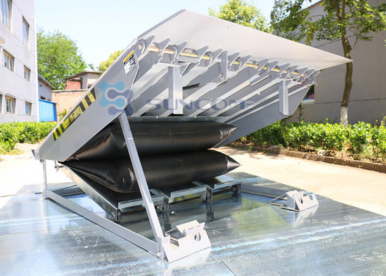 Grey Air Powered Dock Leveler Băng nền tảng cho nâng nặng