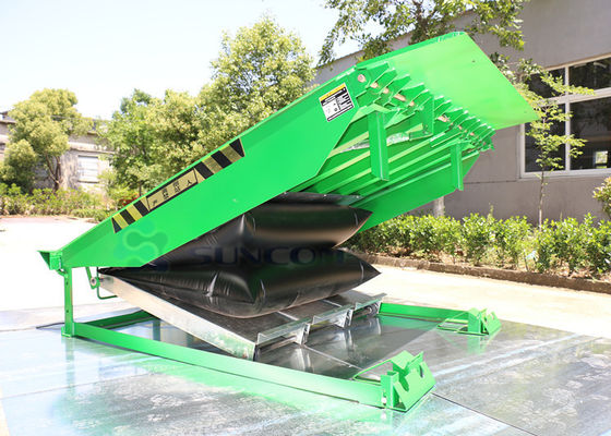 Hệ thống nâng túi khí Loading Dock Leveler với sức mạnh cao chống mòn