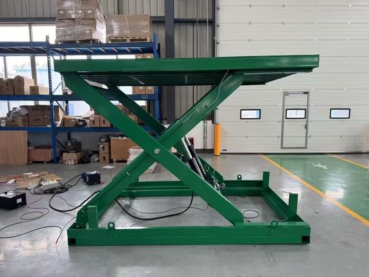 Thang máy kéo thủy lực điện / Bàn nâng nền tảng tùy chỉnh kích thước Nạp tải có thể tùy chỉnh