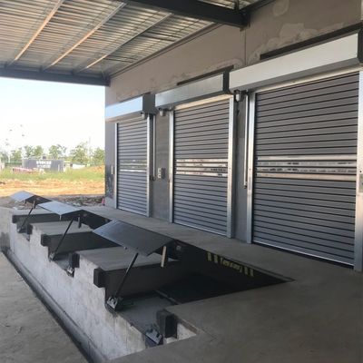 220V bên ngoài màn trập nhôm trắng nút đẩy cửa cuộn tự động